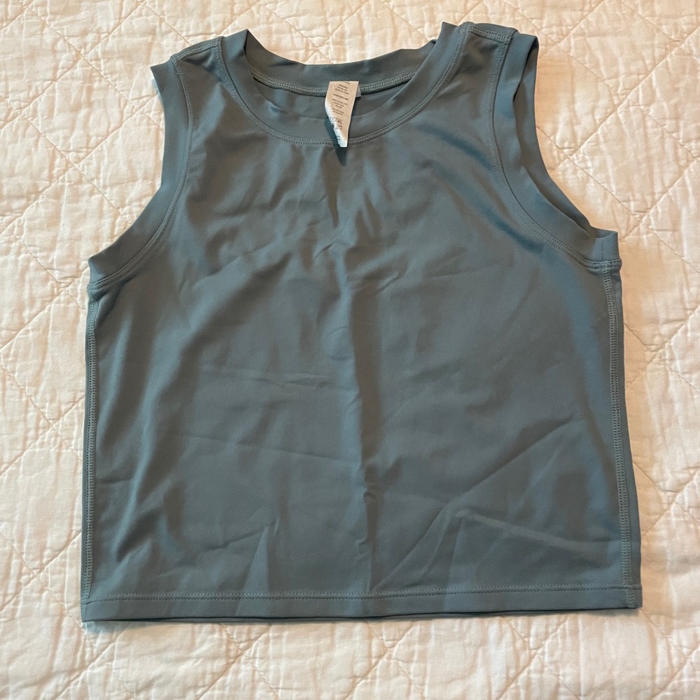Paragon Fitwear Women's Naked Crop Top in Vedure